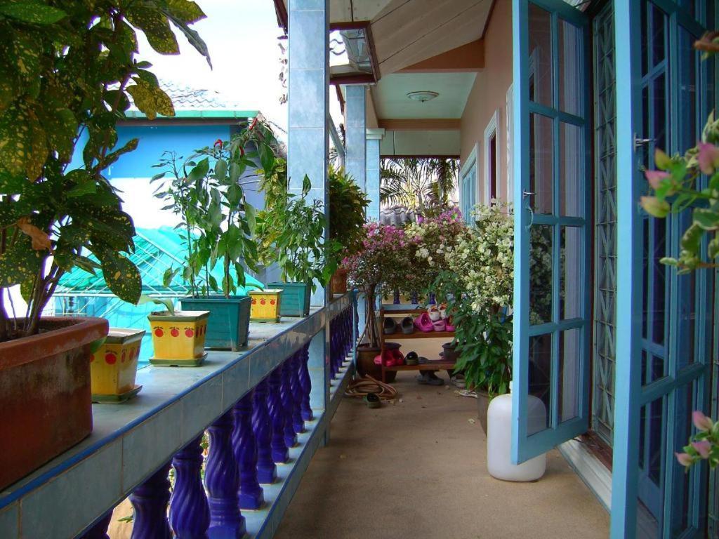 Oyo 851 On Hill Residence Patong Extérieur photo