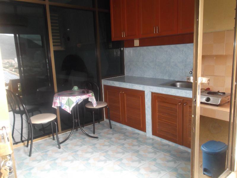 Oyo 851 On Hill Residence Patong Extérieur photo
