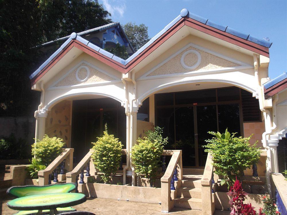 Oyo 851 On Hill Residence Patong Extérieur photo